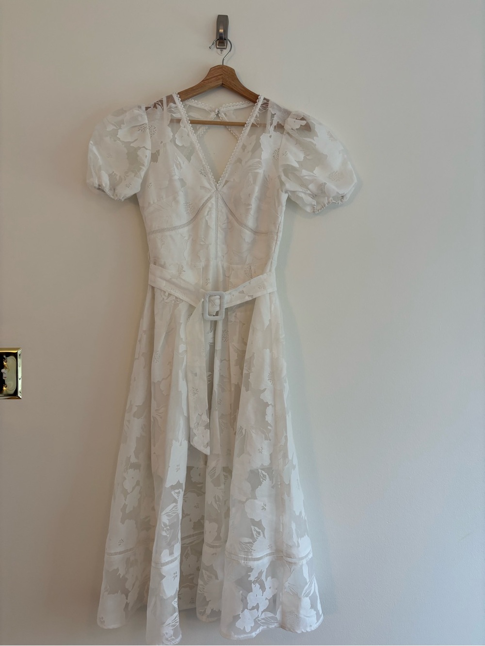 Lipsy White Lace V-Neck Midi Dress with Belt - Picture 4 of 12